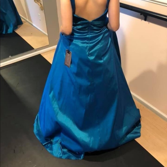 Mac Duggal Dresses & Skirts - Mac Duggal gown